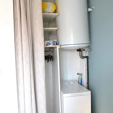 Le Cabanon De Mirza *